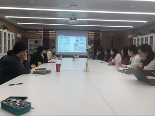 外语教学中心举办AI智慧英语课...